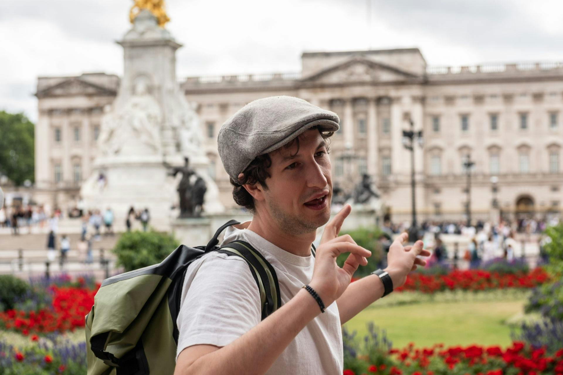 London: Small-Group British Royalty Guided Walking Tour - Photo 1 of 17